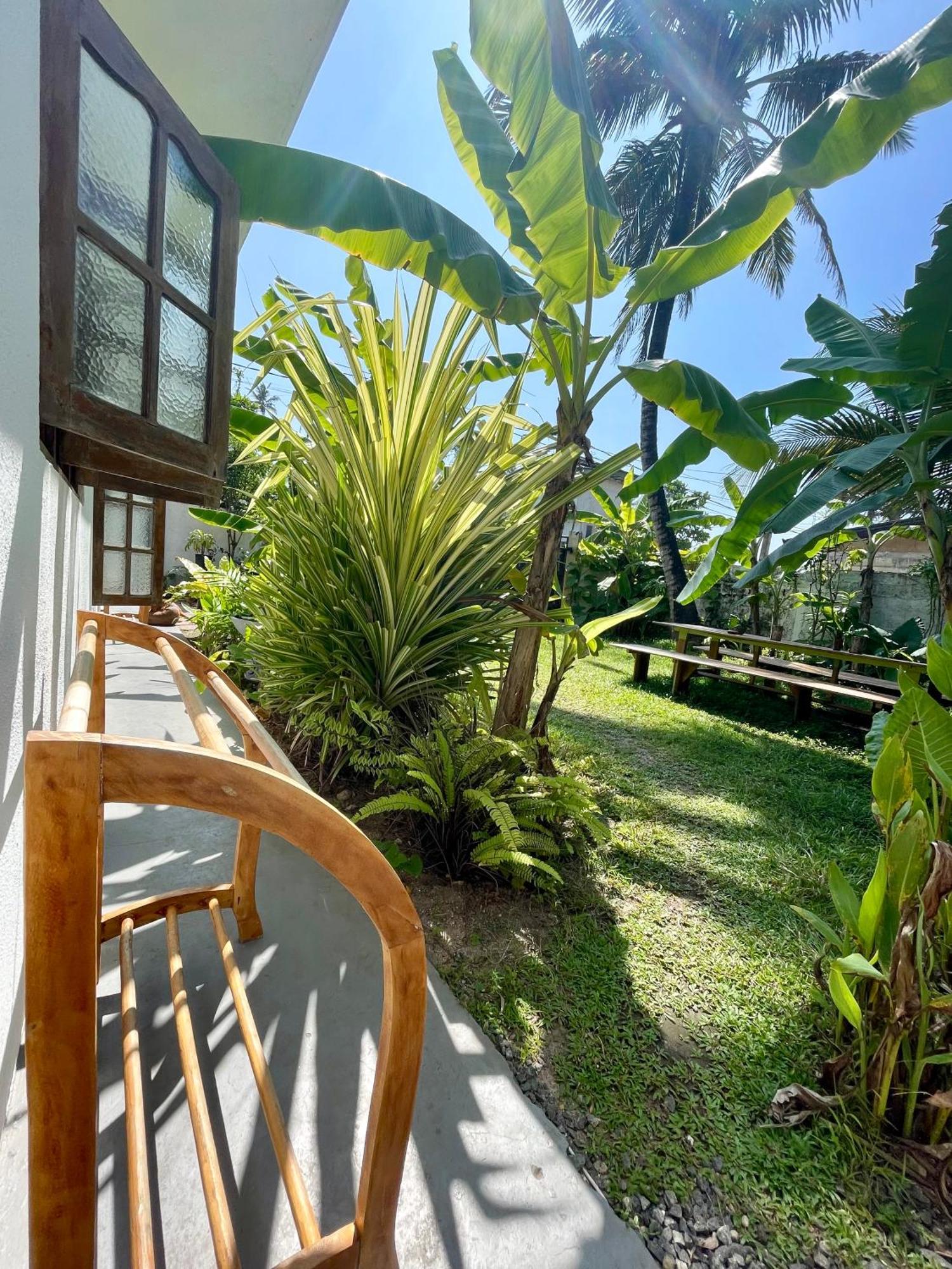 Marshmallow Homestay Ahangama Exterior photo